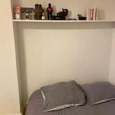 Studio 13m2completement * París